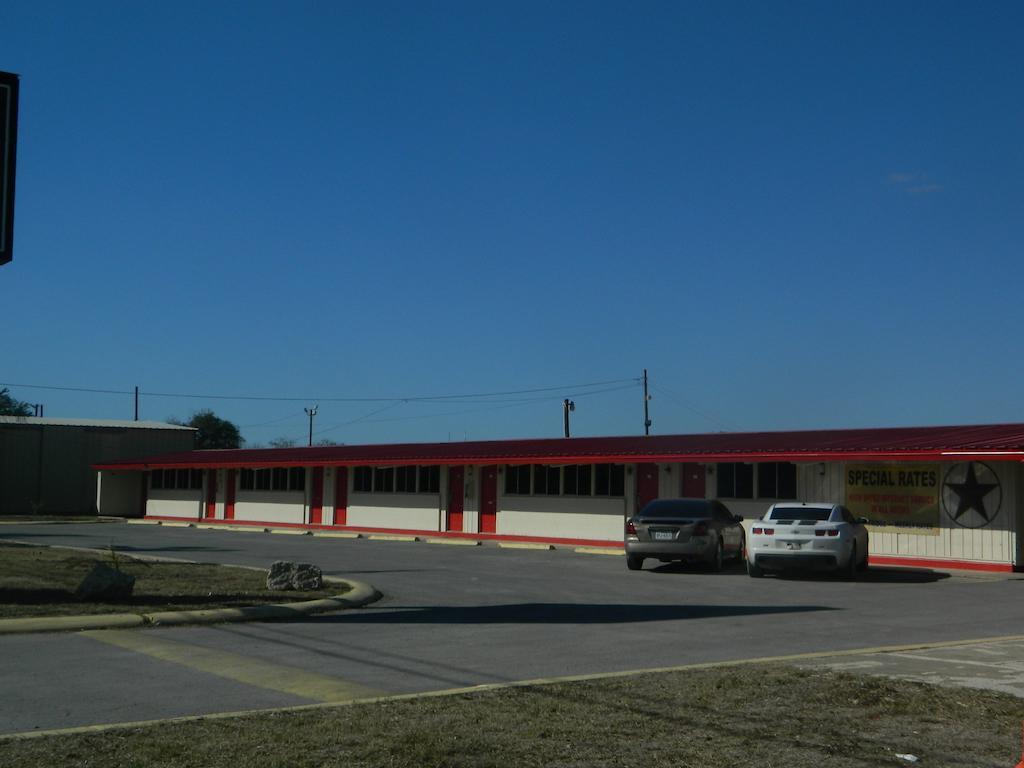 Freer Motel Extérieur photo