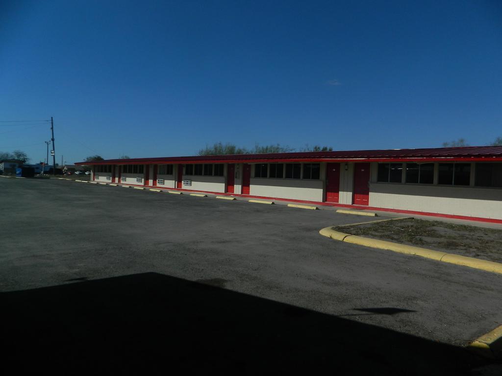 Freer Motel Extérieur photo